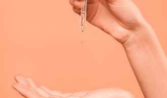 person-holding-white-and-gold-dropper-3762879-676×607 person-holding-white-and-gold-dropper-3762879-676x607